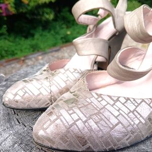 Audley London Taupe Beige Chunky Heels Pumps Geometric Mirror Ball Pre-loved 7.5